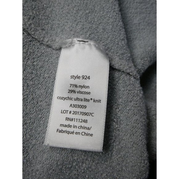 Barefoot Dreams Gray Robe - Picture 4 of 8